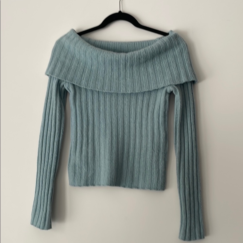 Elegant Blue Off-Shoulder Sweater